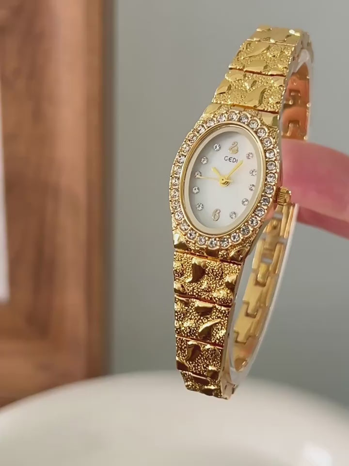Women's understated luxury diamond-encrusted dial, niche, exquisite, fashionable, and sophisticated quartz watch.